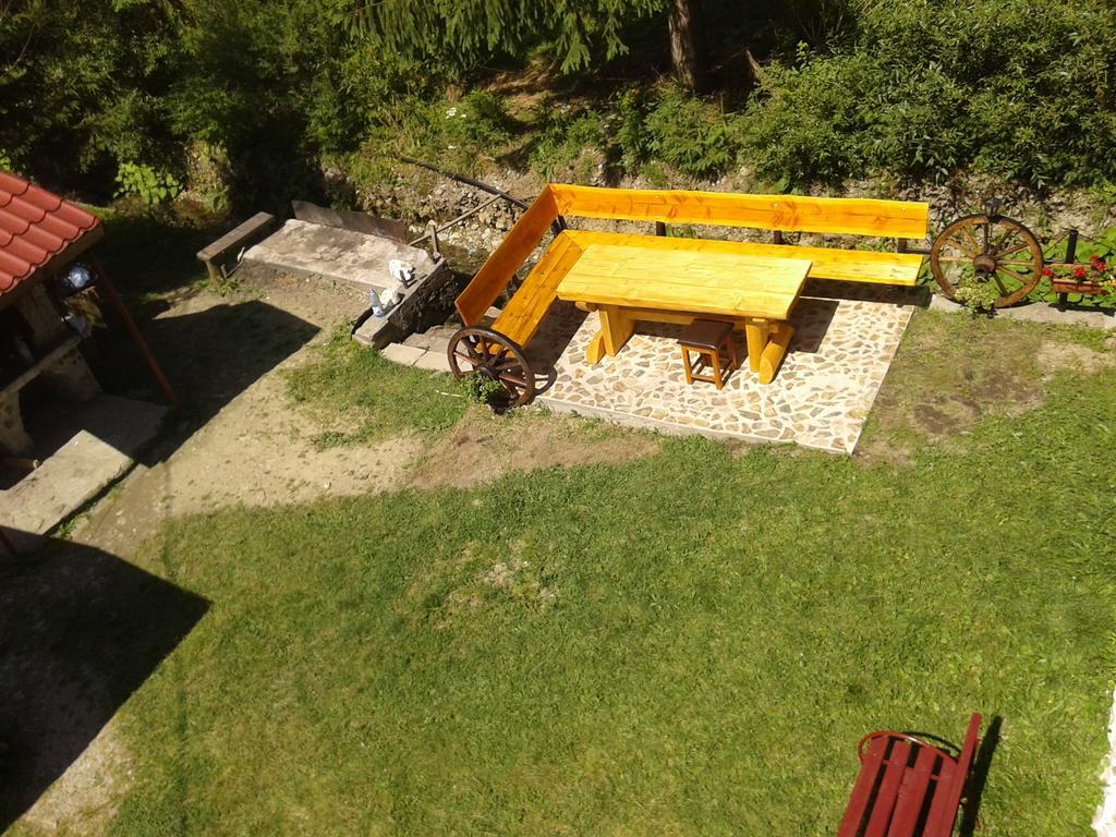 Pensiunea Sofy Arieşeni Esterno foto