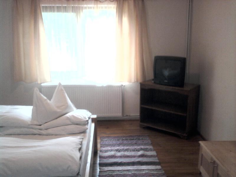 Pensiunea Sofy Arieşeni Esterno foto